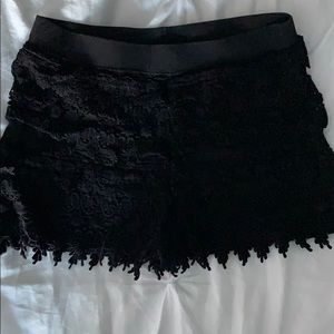 Express lace layered shorts